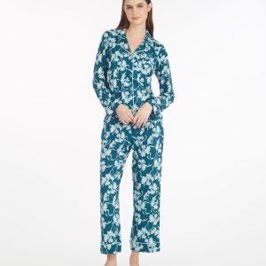 Long-Sleeve Linda Pajama Set in Wild Grove